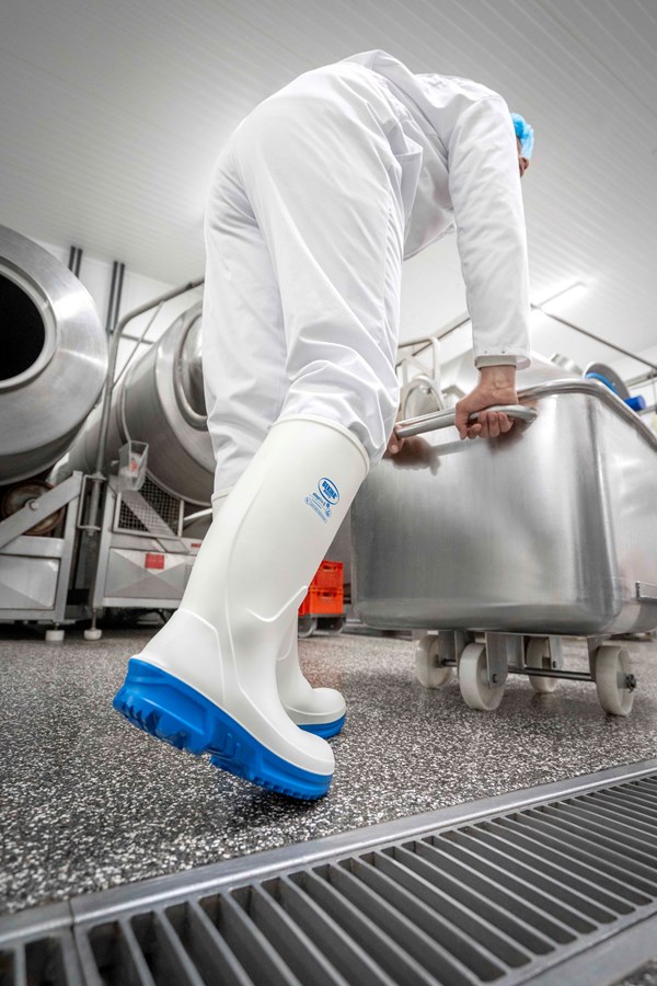 StepliteS_CleanGrip_white_food_Lowres_2