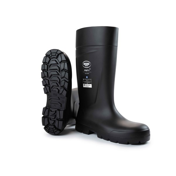 Steplite_EasyGrip_black_pairFullSole_S4_ASTM_lowres