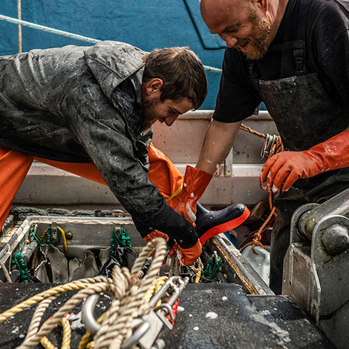 La importancia de unas buenas botas para la pesca